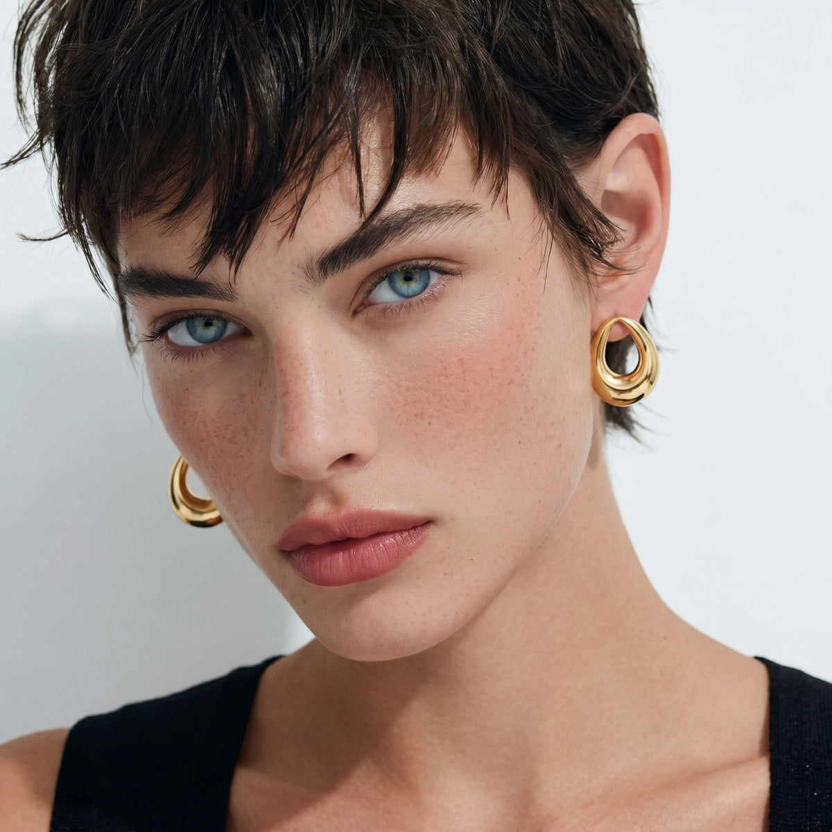Golden Loop Studs by LUMÉ